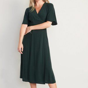 Waist-Defined Flutter-Sleeve Midi Wrap Dress in Dark Bottle Green (Size Large)